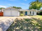 404 NW Wintercrest Rd, Burleson, TX 76028