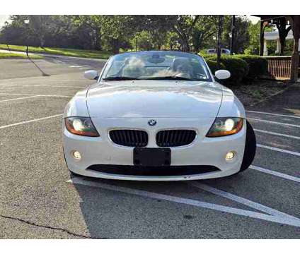 2004 BMW Z4 for sale is a White 2004 BMW Z4 3.0si Car for Sale in Louisville KY