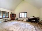 Home For Sale In Lysander, New York