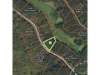 Lewiston, Nicely wooded building site on the tee box of