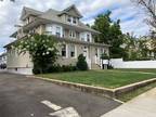 Flat For Rent In Huntington, New York