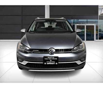 2019 Volkswagen Golf Alltrack TSI SE 4Motion is a Grey, Silver 2019 Volkswagen Golf Alltrack TSI SE Station Wagon in Seattle WA