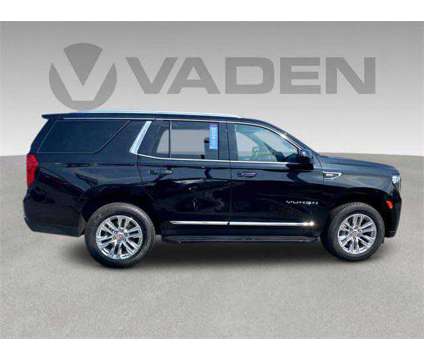 2023 GMC Yukon 4WD SLT is a Black 2023 GMC Yukon 4WD SUV in Savannah GA