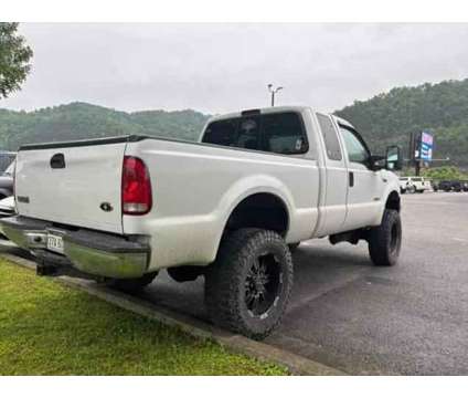 2007 Ford F-250 XLT is a White 2007 Ford F-250 XLT Truck in Pikeville KY