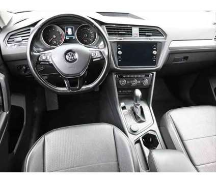 2018 Volkswagen Tiguan 2.0T SE is a White 2018 Volkswagen Tiguan 2.0T SUV in Dubuque IA