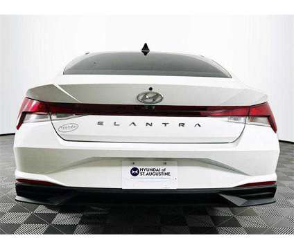 2021 Hyundai Elantra SEL is a White 2021 Hyundai Elantra Sedan in Saint Augustine FL