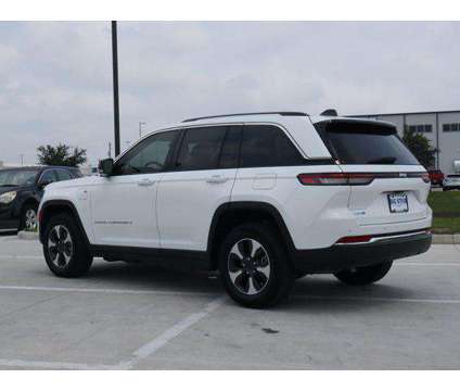 2022 Jeep Grand Cherokee Limited 4x4 is a White 2022 Jeep grand cherokee Limited SUV in Friendswood TX
