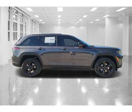 2024 Jeep Grand Cherokee Altitude is a Grey 2024 Jeep grand cherokee Altitude Car for Sale in Orlando FL