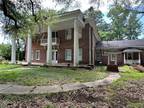 Home For Sale In Fort Deposit, Alabama