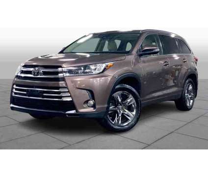2018UsedToyotaUsedHighlander is a White 2018 Toyota Highlander Car for Sale in Danvers MA