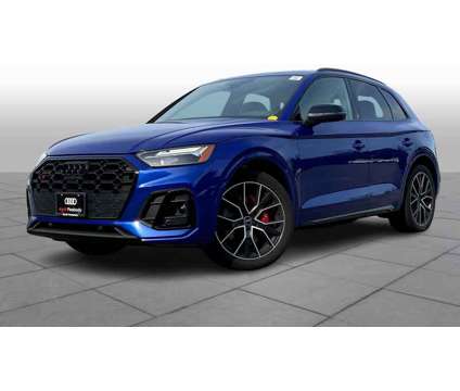2021UsedAudiUsedSQ5 is a Blue 2021 Audi SQ5 Car for Sale in Peabody MA