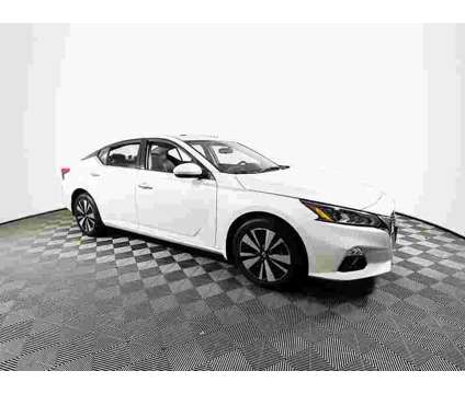 2021UsedNissanUsedAltima is a White 2021 Nissan Altima Car for Sale in Toms River NJ