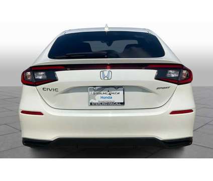 2022UsedHondaUsedCivic Hatchback is a Silver, White 2022 Honda Civic Hatchback in Kingwood TX