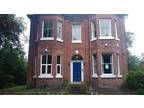 2 bed flat to rent in Edge Lane, M21, Manchester