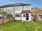 Leybourne Road, Uxbridge UB10 3 bed semi-detached house to rent - £2,000 pcm