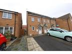 Brockwell Park, Kingswood, Hull 3 bed end of terrace house for sale -