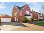 5 bedroom detached house for sale in Fullingpits Avenue, Maidstone, ME16