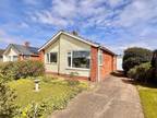 3 bedroom detached bungalow for sale in Hillview Drive, Winterton-On-Sea, NR29