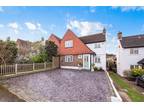 4 bed house for sale in Salisbury Road, SM7, Banstead