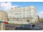 Clarendon Terrace, Brighton Studio to rent - £1,100 pcm (£254 pw)
