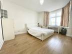 Babington Road, London NW4 1 bed in a house share to rent - £900 pcm (£208 pw)