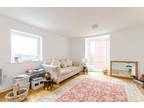1 Bedroom Flat for Auction in Holland Gardens