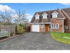 4 bed house for sale in Hillview Drive, WR8, Worcester