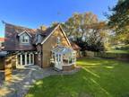 4 bedroom detached house for rent in The Coppice, West Moors, Ferndown, BH22