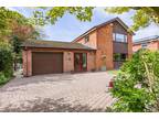 4 bedroom detached house for sale in St. Johns Close, Hethersett NR9