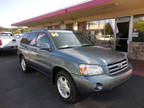 2006 Toyota Highlander V6 2WD with 3rd-Row Seat Blue,