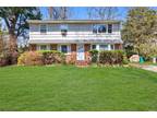 Home For Sale In East Northport, New York