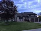 568 Glenwood Dr, Valparaiso, IN 46385