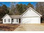 Single Family Residence, Traditional, House - Covington, GA 435 Cambridge Way