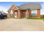 103 Janis St B, Alvarado, TX 76009