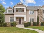 612 1st Ave NW, Hickory, NC 28601