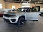 2024 Jeep Grand Cherokee Laredo Sport Utility 4D
