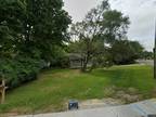2403 Butterfield Dr, Indianapolis, IN 46220