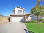 3 Bedroom + Loft + 2.5 Bathroom house in Glendale 23825 N 38th Ave