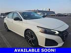 2023 Nissan Altima 2.5 SR 4dr Front-Wheel Drive Sedan