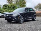 2017 Volkswagen Tiguan 2.0T Sport Utility SUV 4D