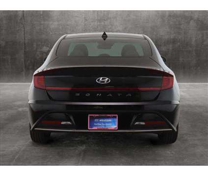 2023 Hyundai Sonata SE is a Black 2023 Hyundai Sonata SE Sedan in Des Plaines IL