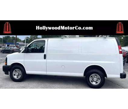 2017 Chevrolet Express 2500 Cargo for sale is a White 2017 Chevrolet Express 2500 Cargo Car for Sale in Saint Louis MO