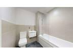1 bed flat to rent in Bond House, RG14,