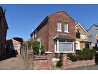 3 bedroom detached house for sale in Grove Road, Hardway, PO12