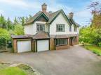 5 bedroom detached house for sale in Somersall Lane, Somersall, Chesterfield