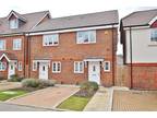 2 bed house to rent in Knaphill, GU21, Woking