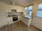 2 bed property for sale in London Road, RM4, Romford