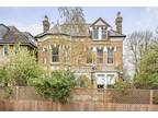 Harold Road, Crystal Palace 3 bed flat for sale -
