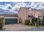 4 bedroom detached house for sale in Meadow Road, Worksop, S80