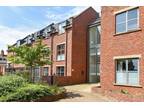 2 bed flat for sale in Coopers Yard, SG5, Hitchin